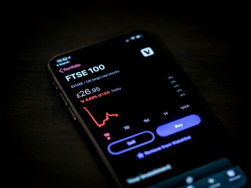 Smart Investment Strategies with lessinvest.com